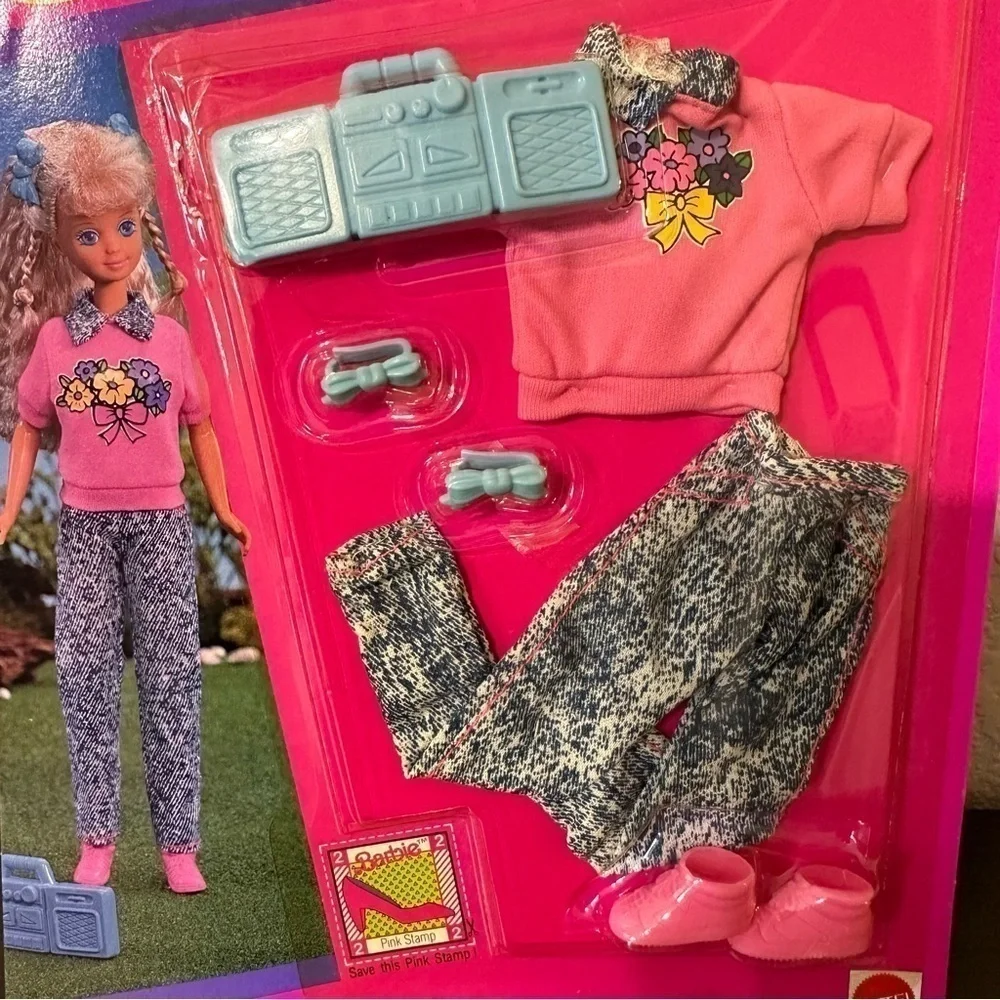 Skipper Trendy Teen Fashions Barbie Doll Boom Box Acid Wash Jeans Vintage New